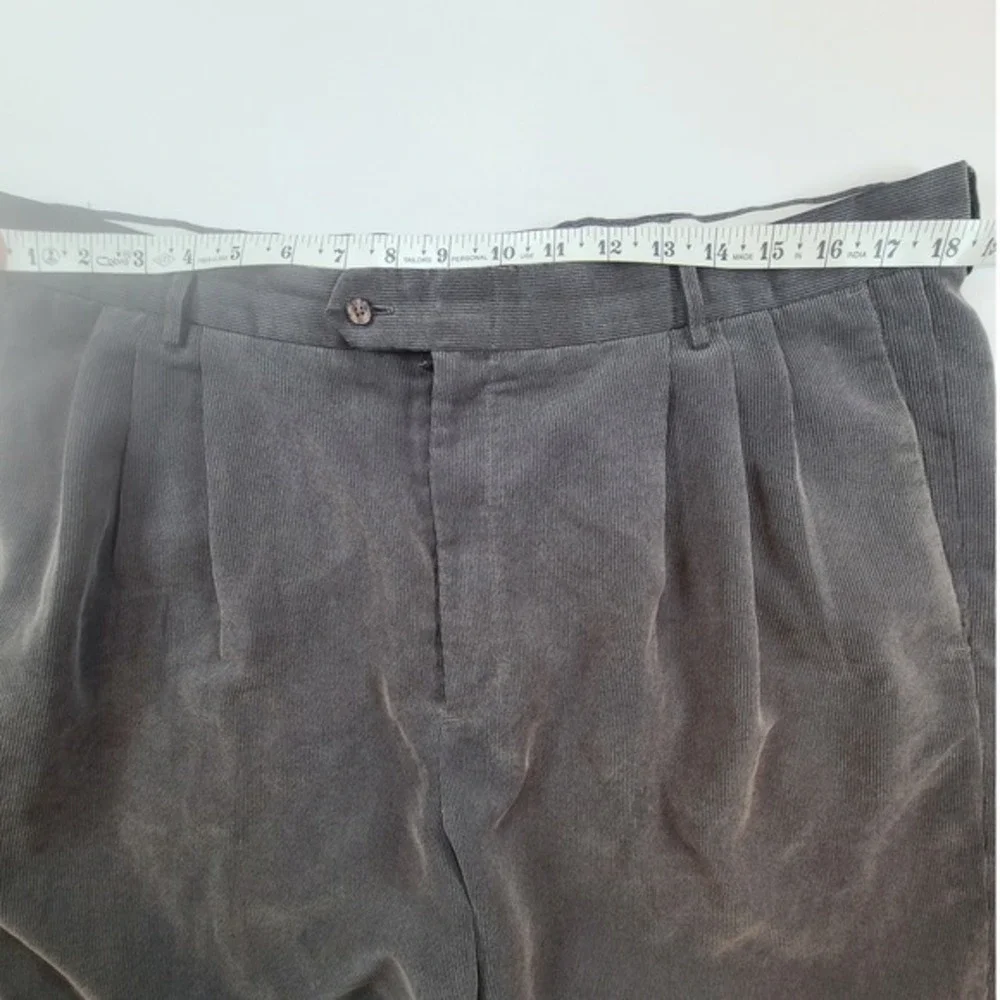 Nike Golf Shield Pleated Shorts Gray Textured Rayon Blend Men's 38 VTG‎